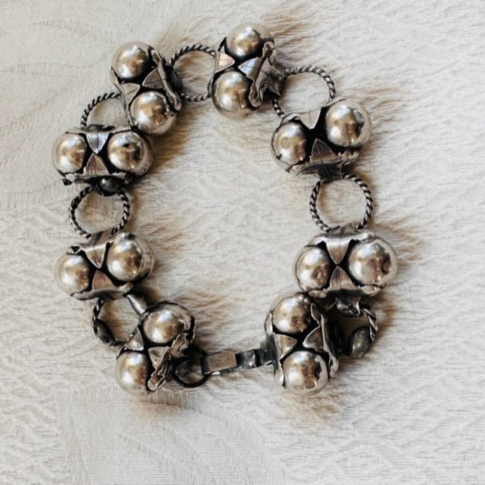Sterling Silver Bracelet Links and Balls Vintage Taxco Mexico
